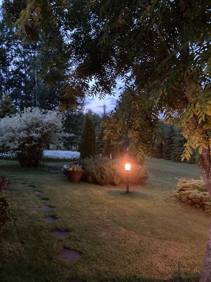 Villa Pikkjaerve Puhkemaja à Tilsi Extérieur photo