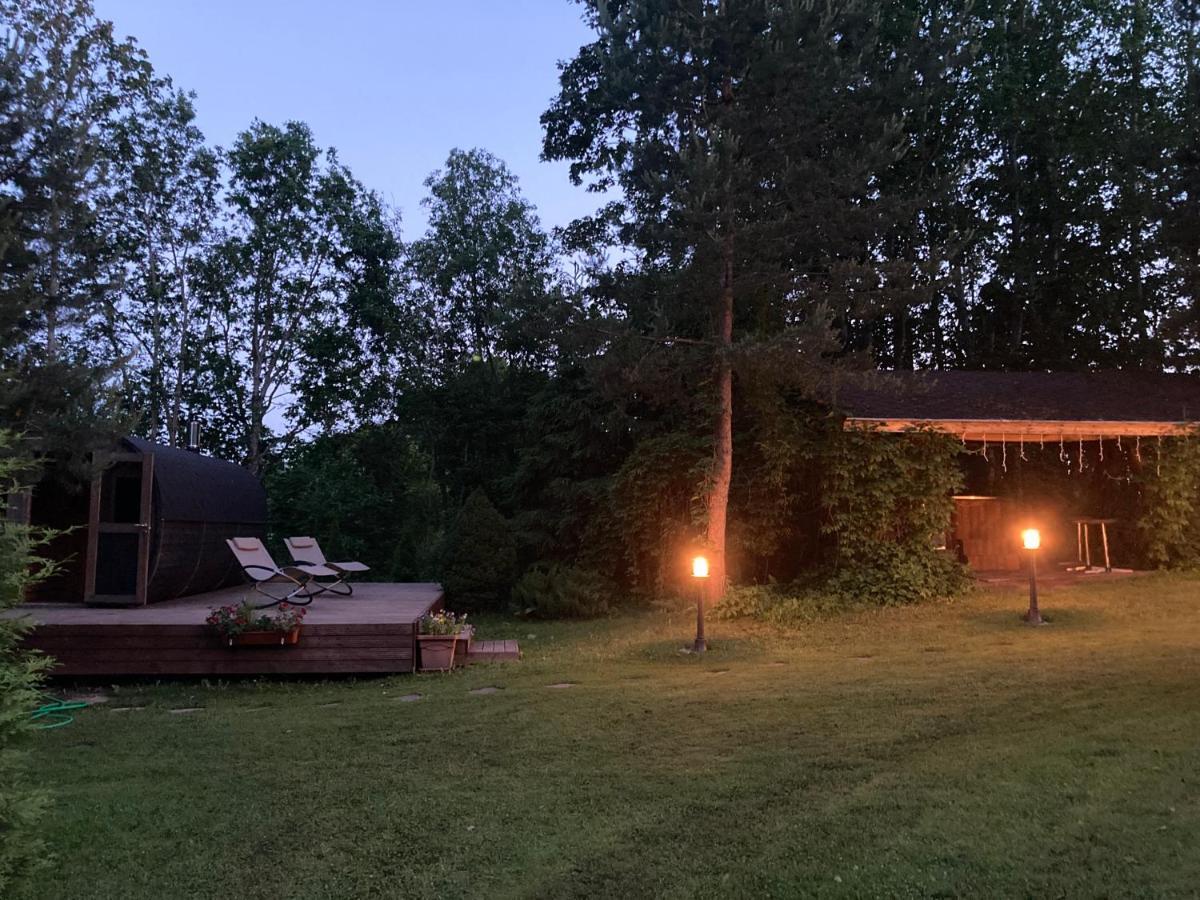 Villa Pikkjaerve Puhkemaja à Tilsi Extérieur photo